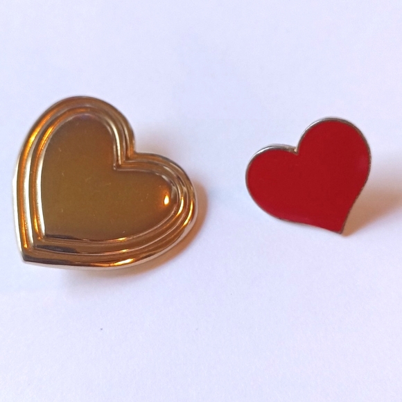 2 Valentine's pins Hallmark and The Variety Club heart pins - Picture 1 of 4